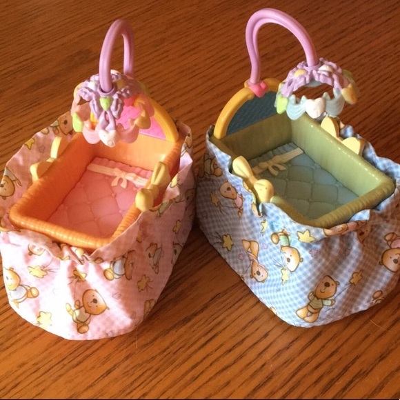 FISHER PRICE “Lovin’ Family” Bassinets - Picture 1 of 4